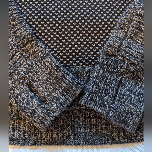 EUC ivivva by Lululemon knit sweater - Picture 3 of 7